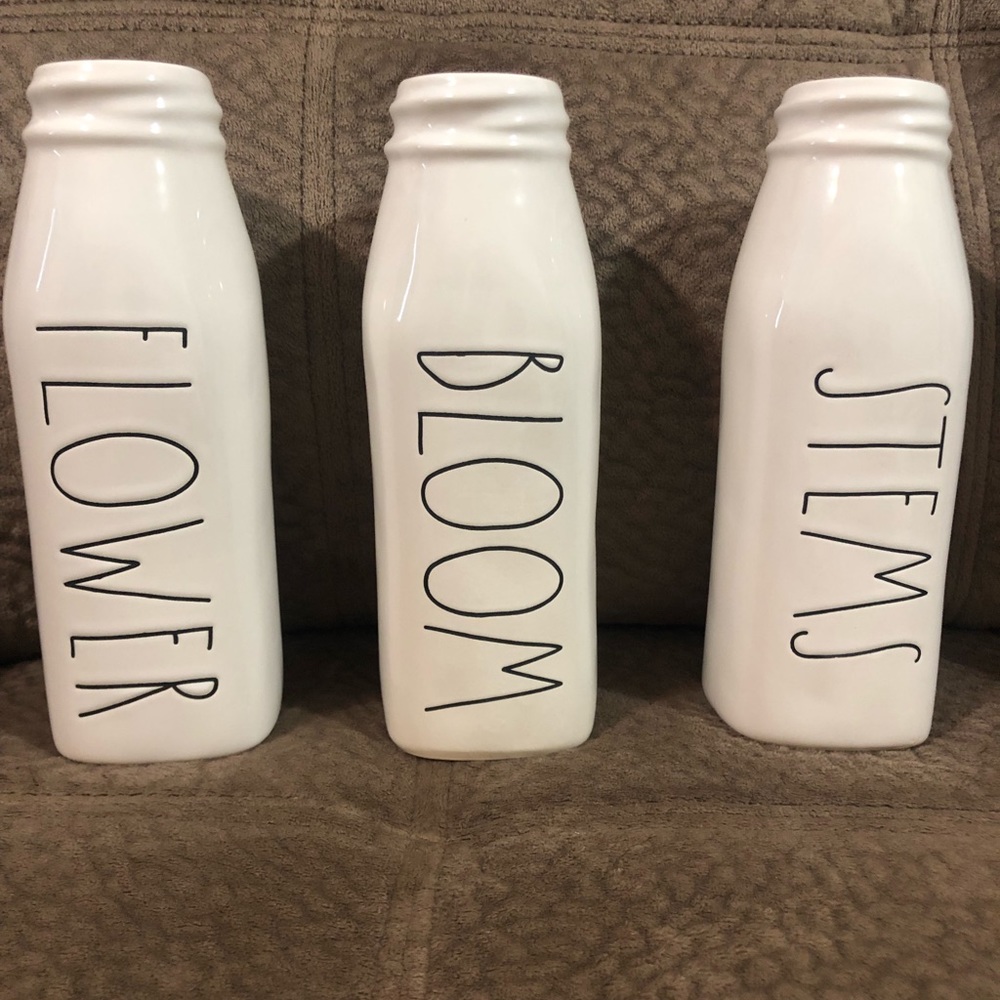 NWT Rae Dunn Flower Bloom Stems Vases